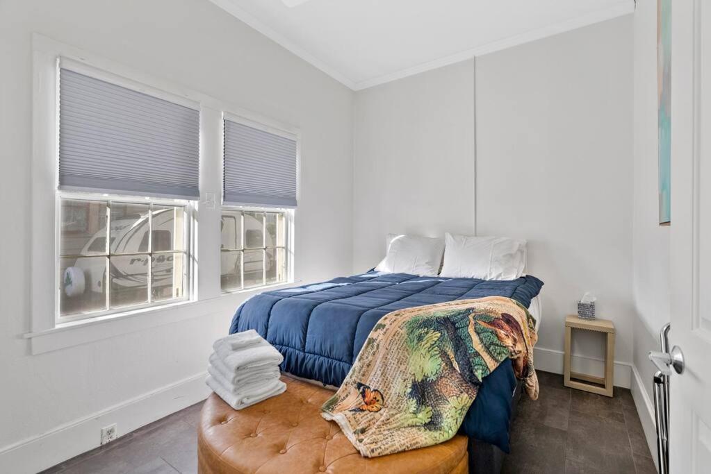 Downtown Napa Hot Tub Retreat - 3 Bed L 2 Bath Villa Bagian luar foto