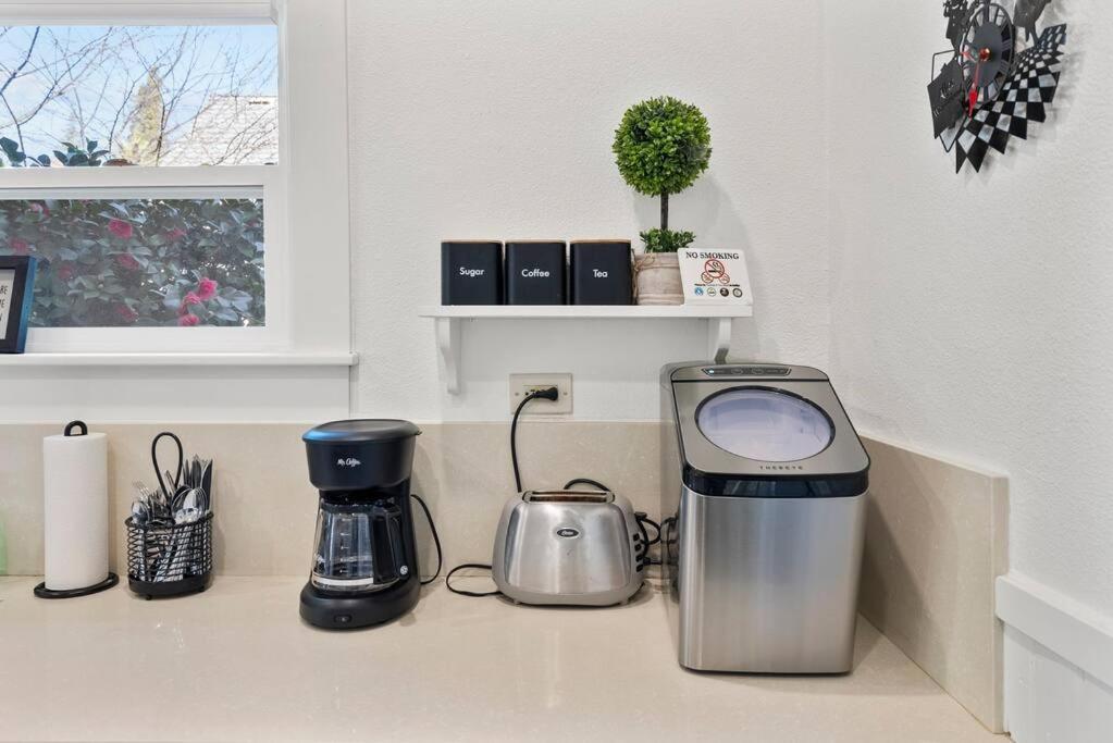 Downtown Napa Hot Tub Retreat - 3 Bed L 2 Bath Villa Bagian luar foto