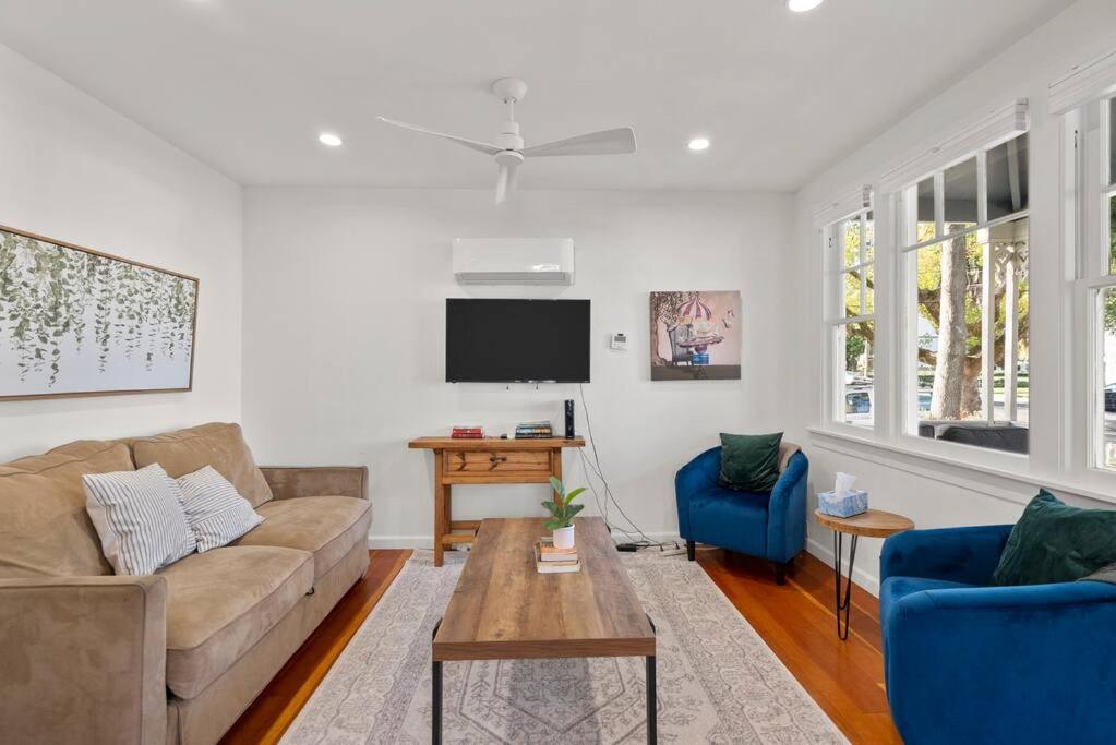 Downtown Napa Hot Tub Retreat - 3 Bed L 2 Bath Villa Bagian luar foto